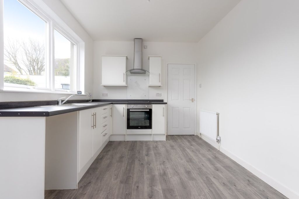 Additional image 4 of 3 bed semi-detached house for saleLivingstone Crescent, Falkirk FK2