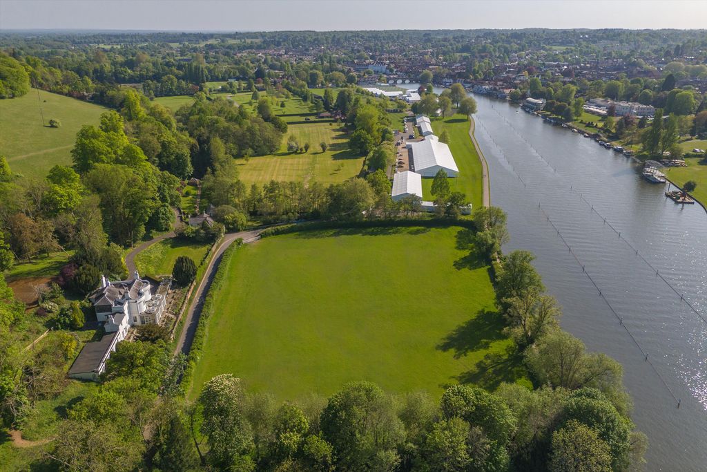 Additional image 13 of 6 bed detached house for saleRemenham Lane, Remenham, Henley-On-Thames, Berkshire RG9