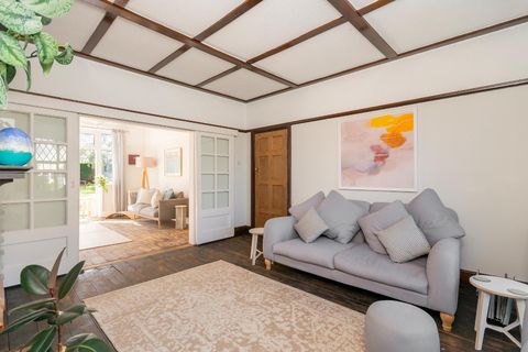 The Crescent, Henleaze BS9