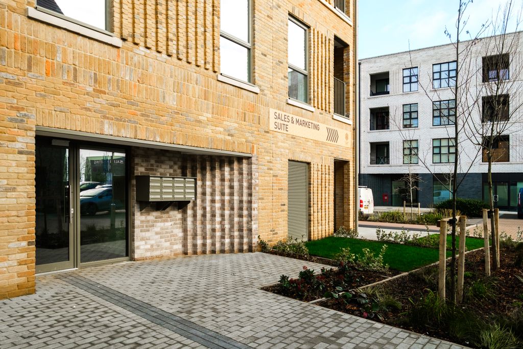 Additional image 11 of 2 bed flat for saleNewmarket Road, Cambridge CB5