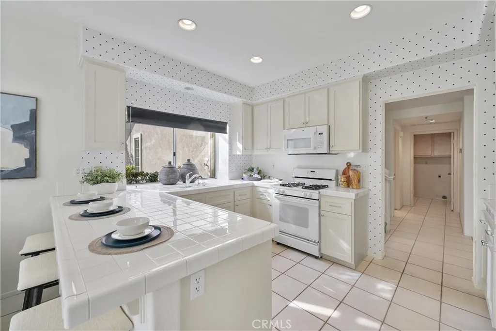 Additional image 7 of 2325 Dunes, Tustin, CA 92782
