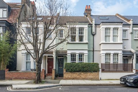 Shinfield Street, Shepherds Bush, London W12