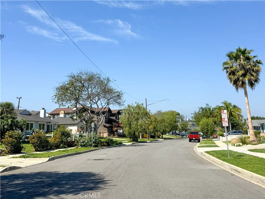 2814 Dalemead St, Torrance, CA 90505