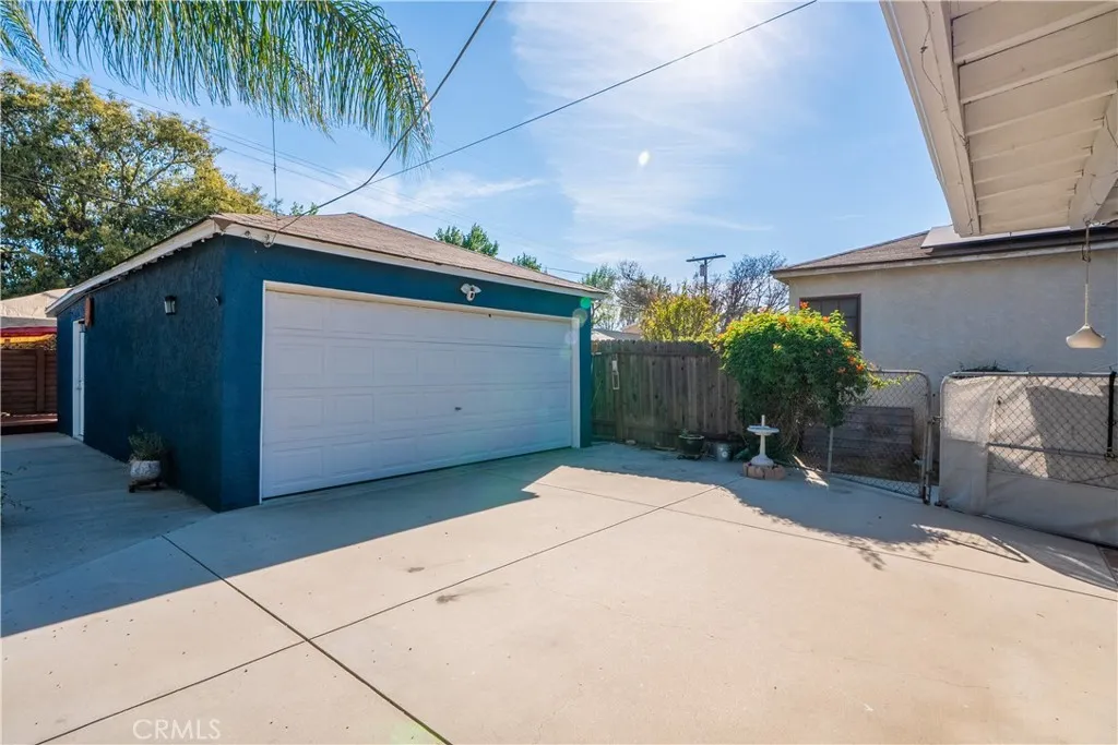 Additional image 105 of 17504 Hamlin St, Van Nuys, CA 91406