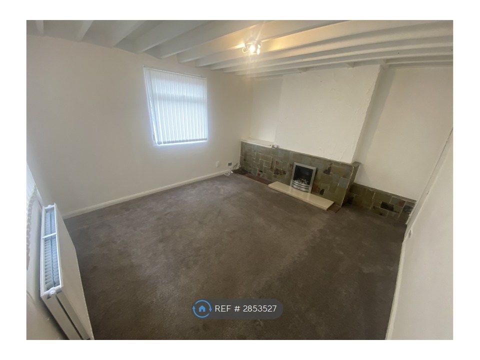 3 bed shared accommodation to rentPrices Lane, Wrexham LL11 photo 4