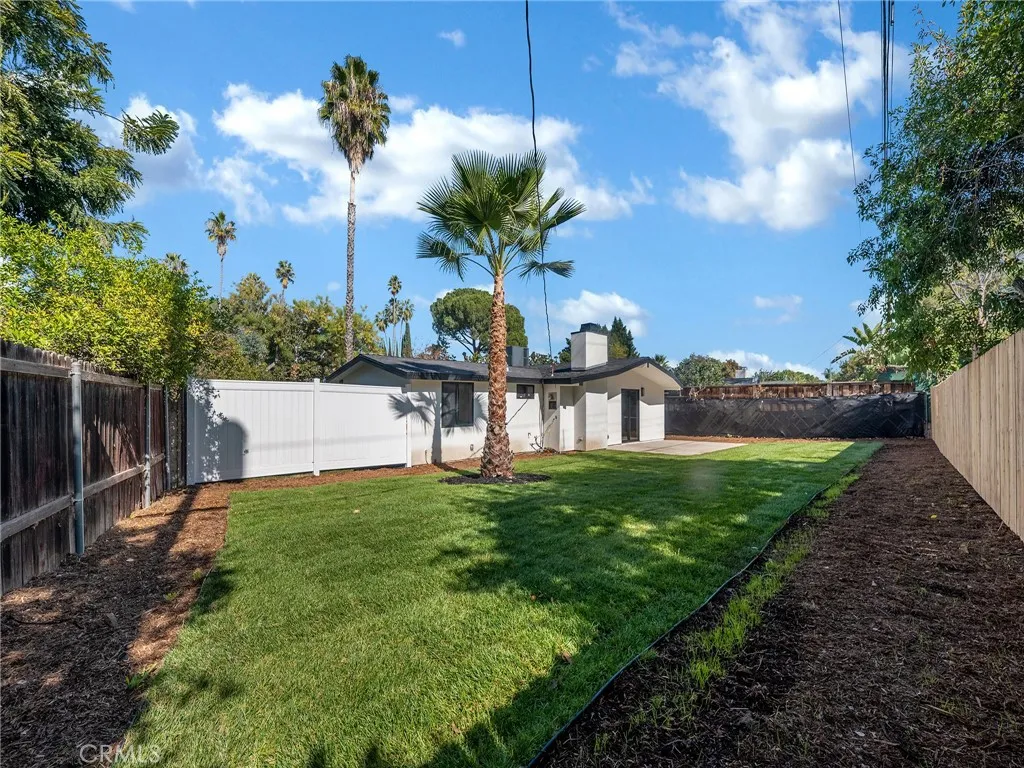 20528 Hamlin Street, Winnetka, CA 91306