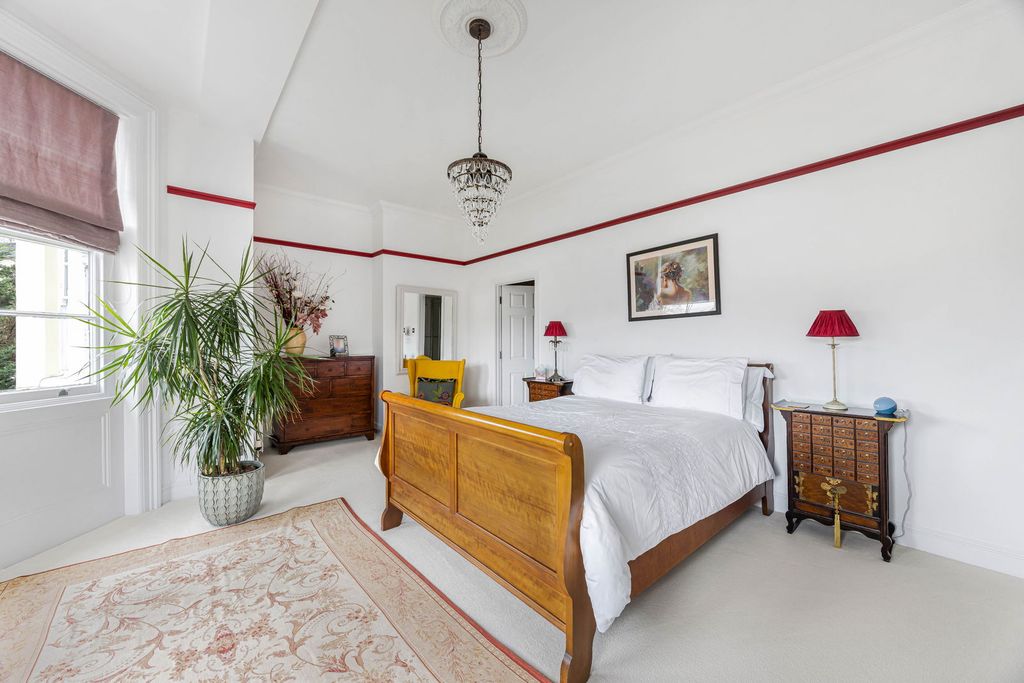 Additional image 18 of 3 bed flat for saleBurston House, Pittville Circus, Cheltenham, Gloucestershire GL52