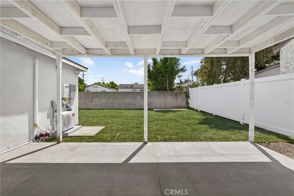 Additional image 67 of 906 W poplar Street, Compton, CA 90220