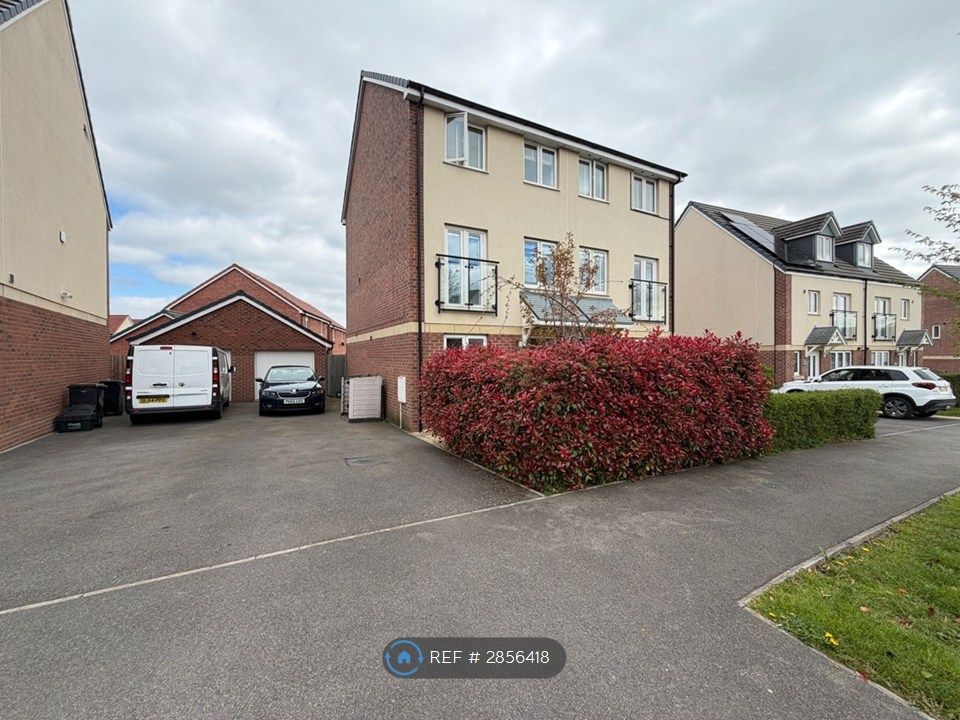 3 bed semi-detached house to rentHomington Avenue, Swindon SN3
