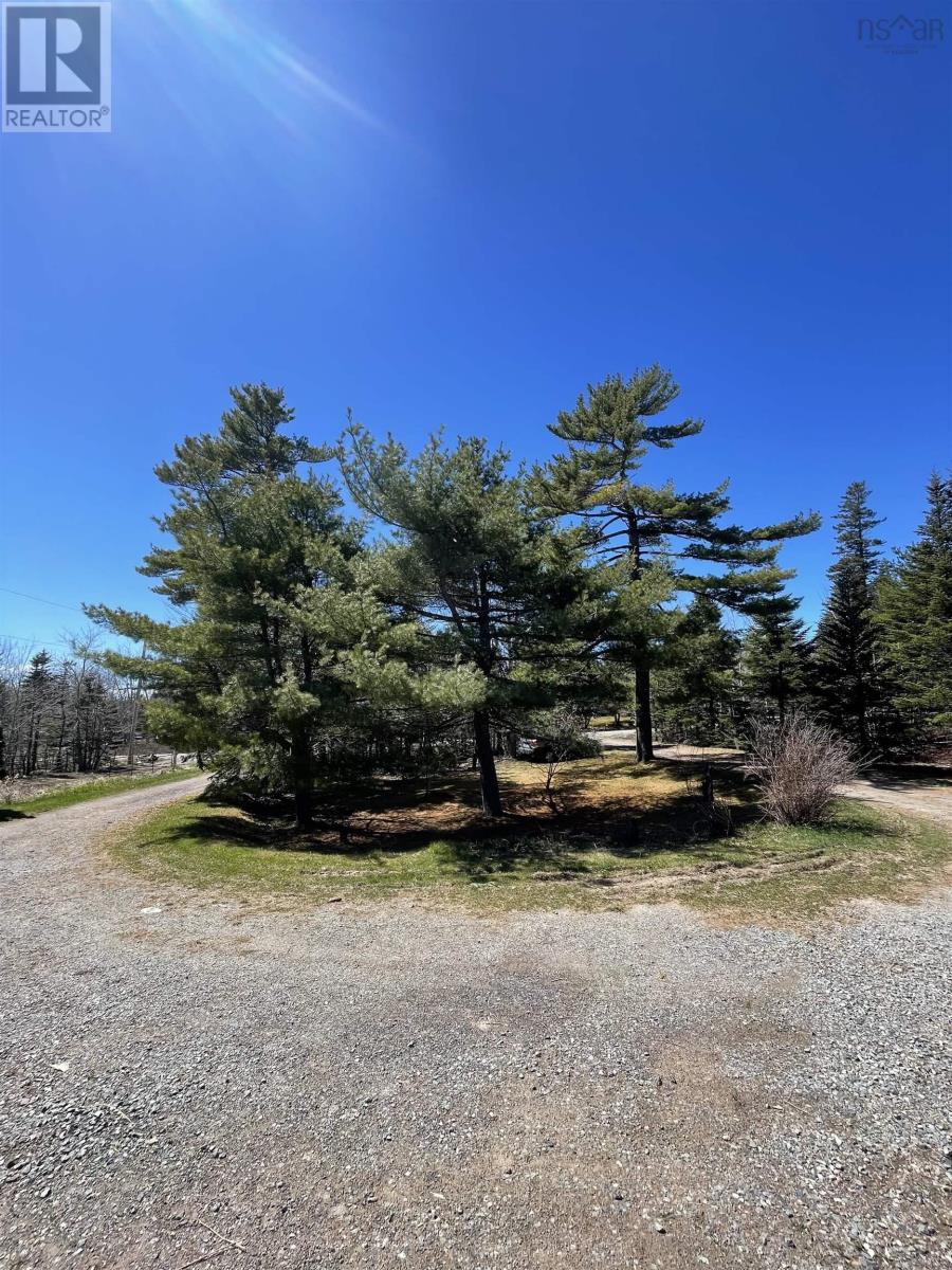 492 Crandall Road