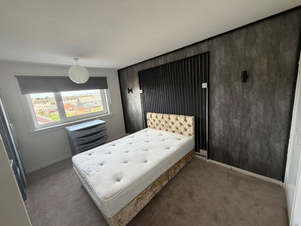 Additional image 3 of 3 bed flat to rentKintyre Avenue, Linwood, Renfrewshire PA3
