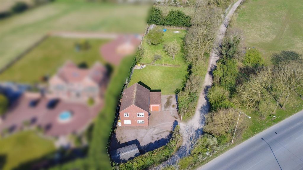 Additional image 3 of 3 bed detached house for saleBilborough Road, Nottingham NG8