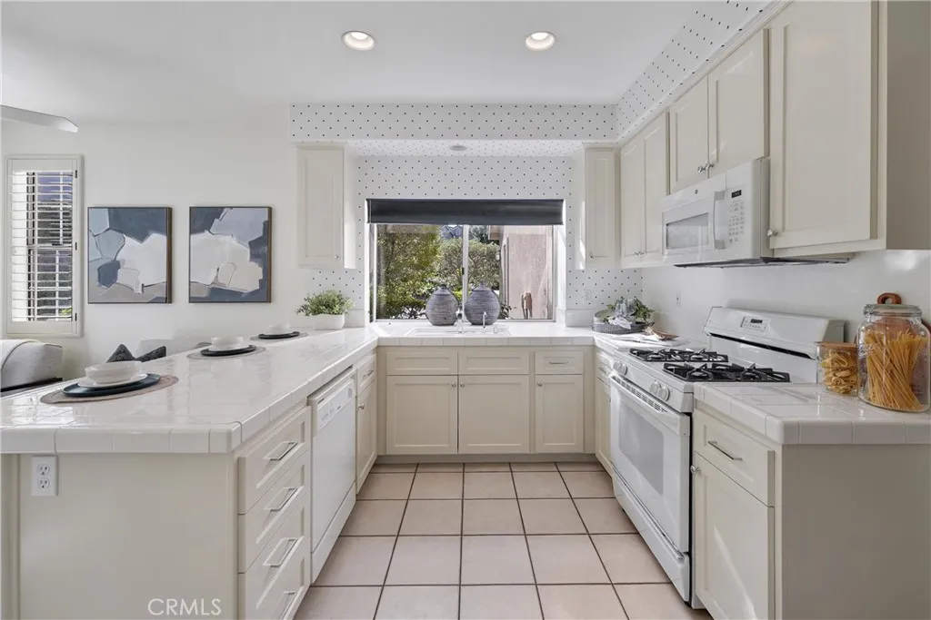 Additional image 8 of 2325 Dunes, Tustin, CA 92782