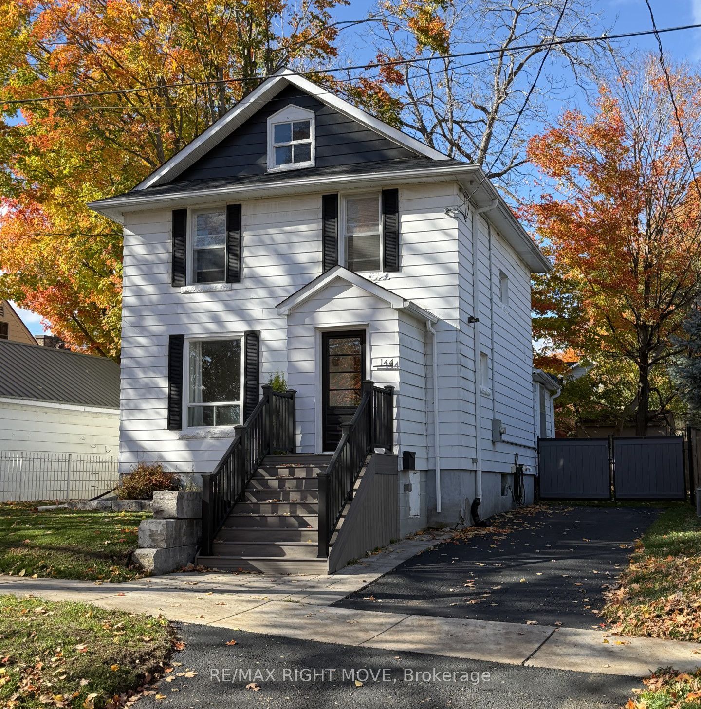 144 Cedar Street, Orillia, ON, L3V 2C9