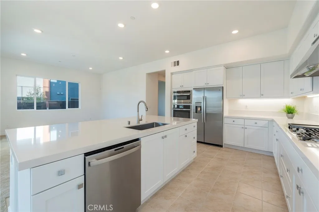 Additional image 52 of 121 Baluster, Irvine, CA 92618