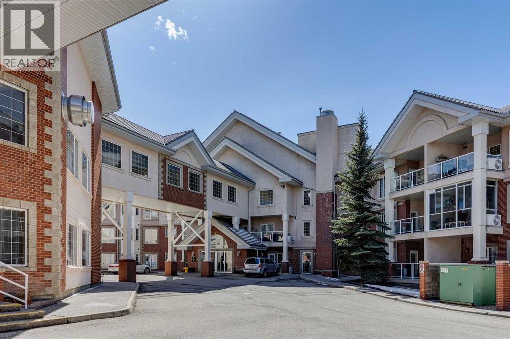 221, 223 Tuscany Springs Boulevard NW