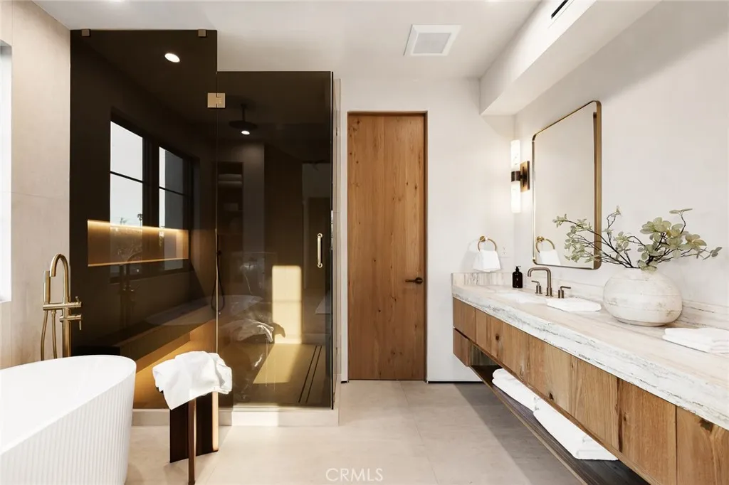 Additional image 42 of 12247 Addison St, Valley Village, CA 91607