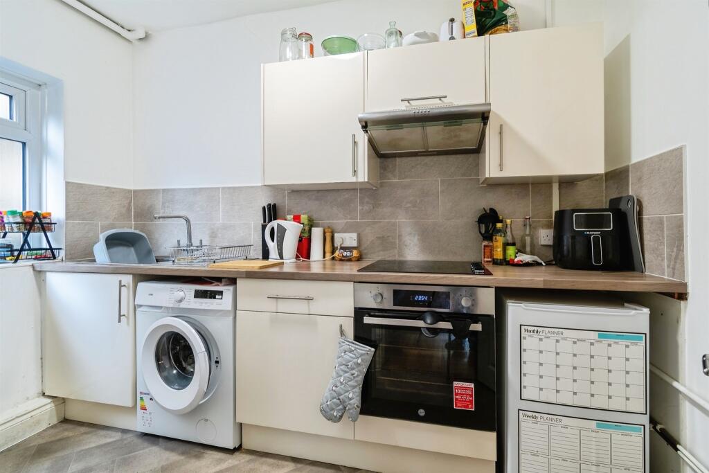 Additional image 4 of Lower Oldfield Park, Bath