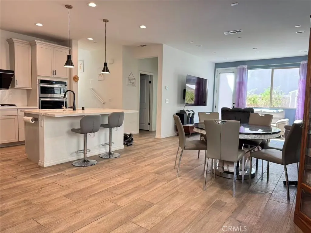 7579 Botany St, Chino, CA 91708 photo 4