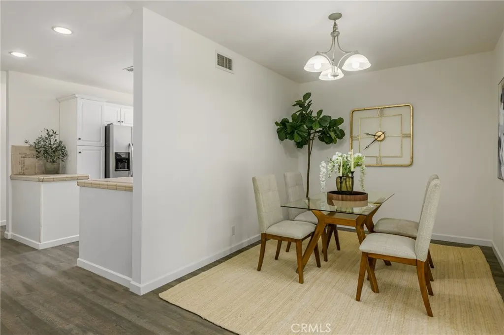 Additional image 44 of 17256 Lemay St, Lake Balboa, CA 91406