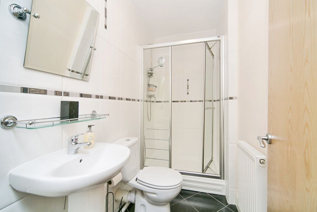 Additional image 11 of 2 bed flat for saleDeganwy Quay, Deganwy, Conwy LL31