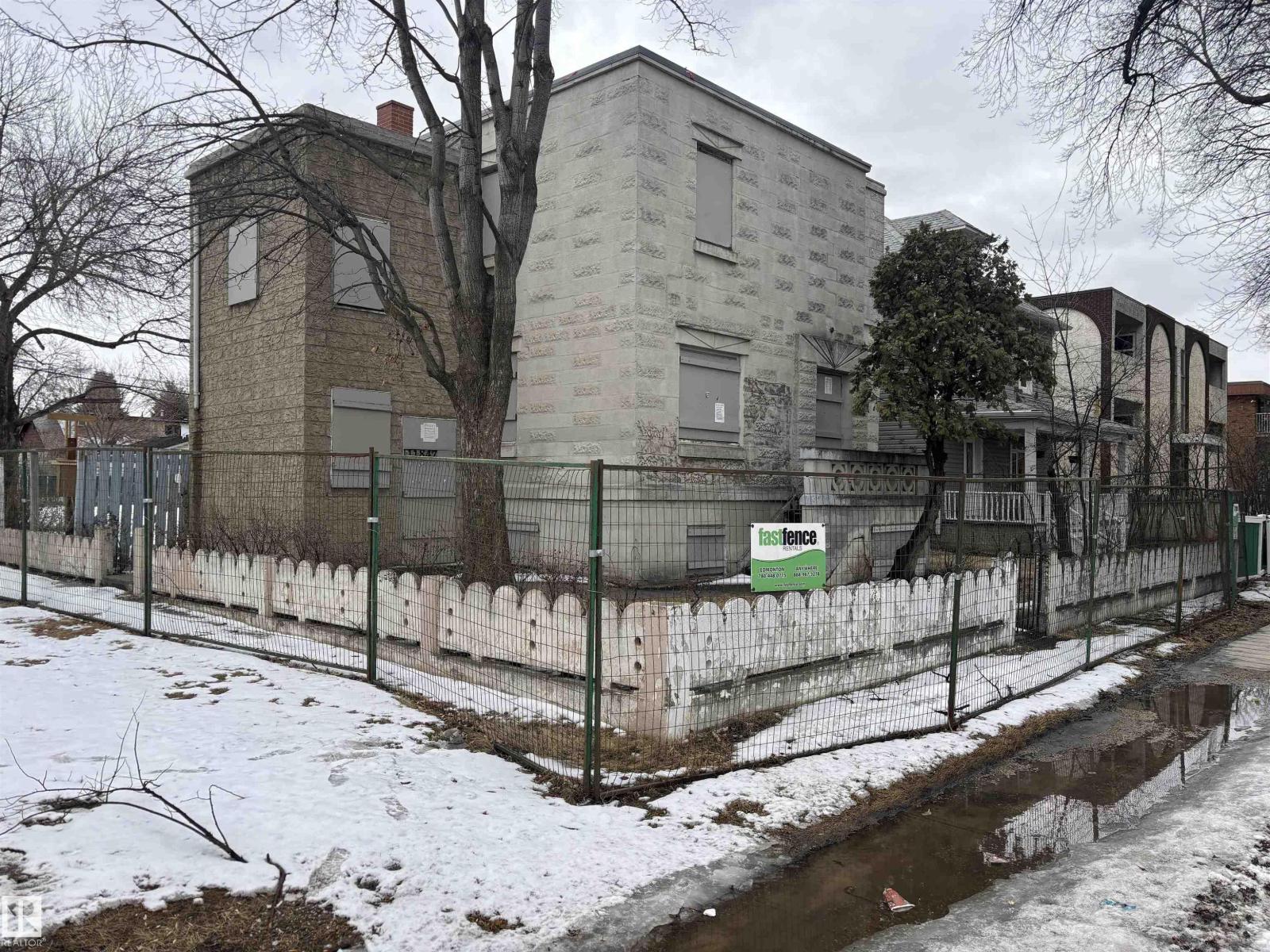 11847 96 ST NW
