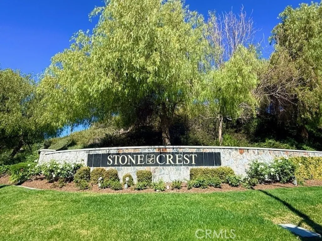 14215 Everglades Court, Canyon Country, CA 91387