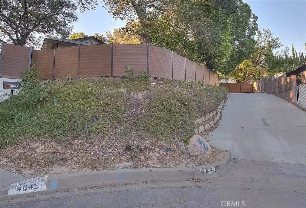 Additional image 136 of 4040 Lehman Rd, La Crescenta, CA 91214