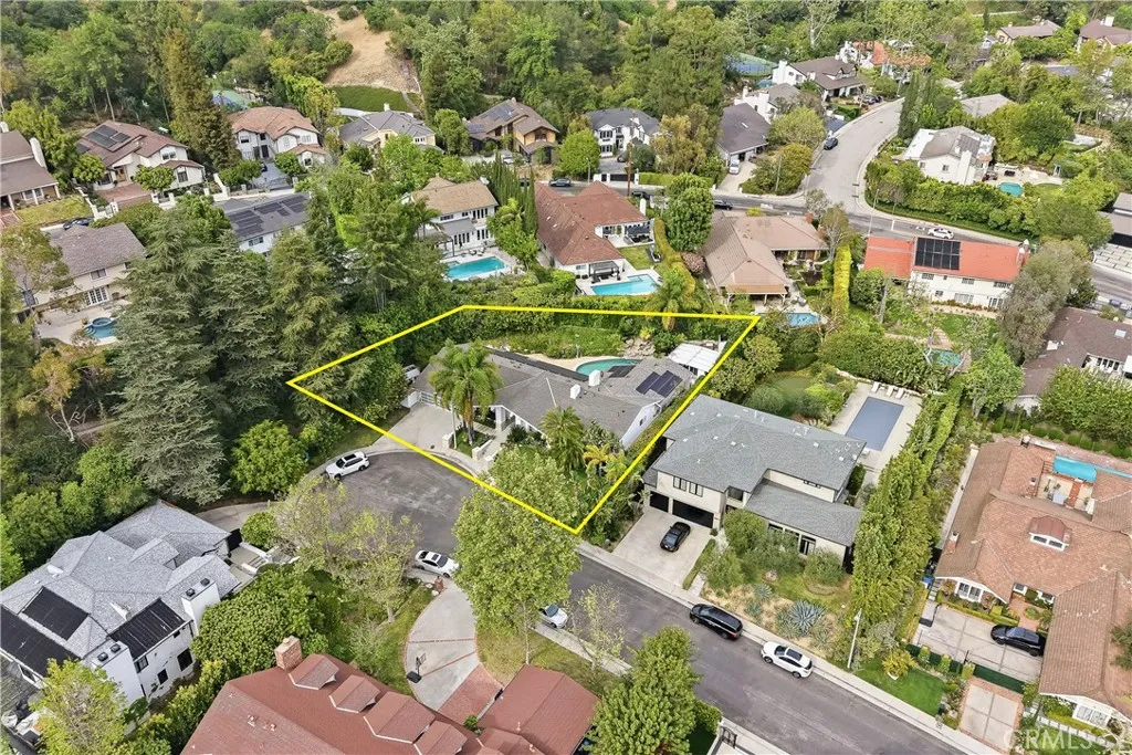 Additional image 63 of 9867 Whitwell Dr, Beverly Hills, CA 90210