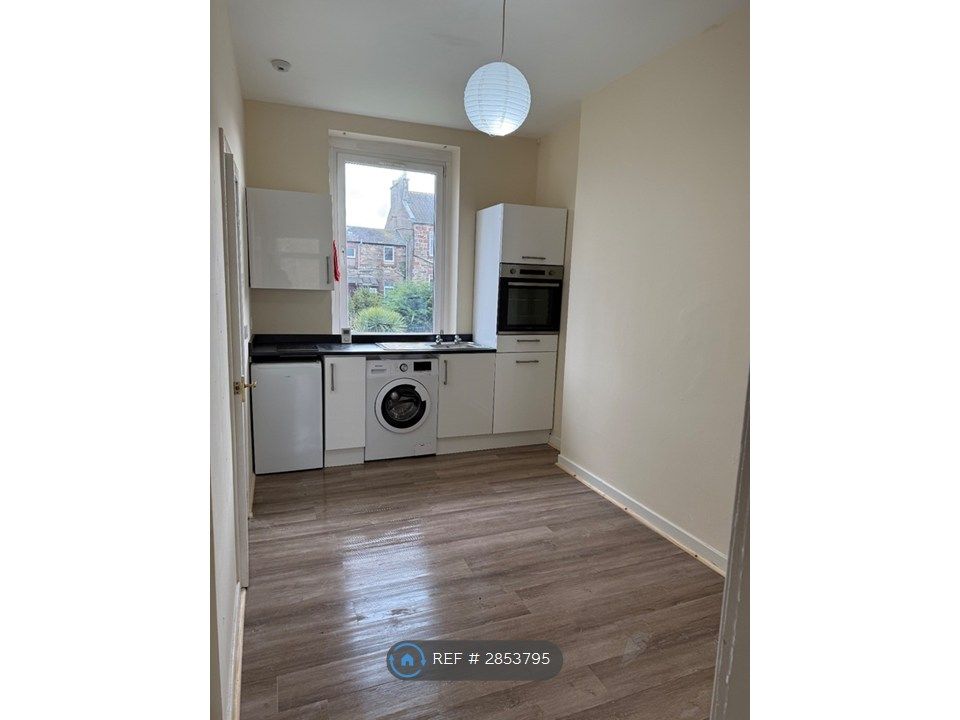 1 bed flat to rentWest Princes St, Helensburgh G84