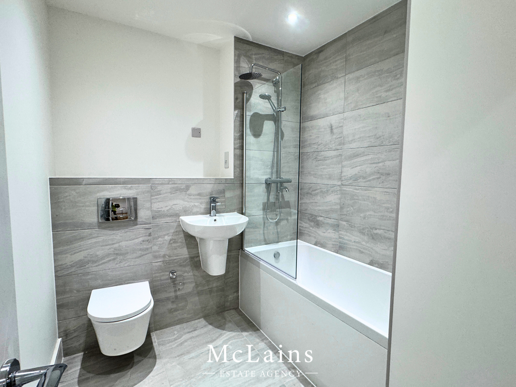 Additional image 7 of 2 bed flat to rent2-Bed Flat On Seymour Ave, Luton, Bedfordshire LU1