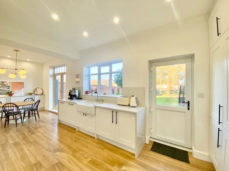 Additional image 6 of 4 bed property to rentBarrowby Road, Grantham NG31