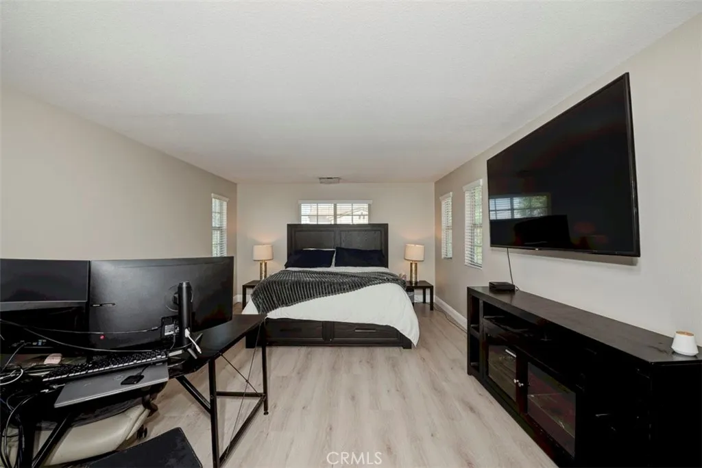 Additional image 12 of 483 Klamath Ct, Corona, CA 92880