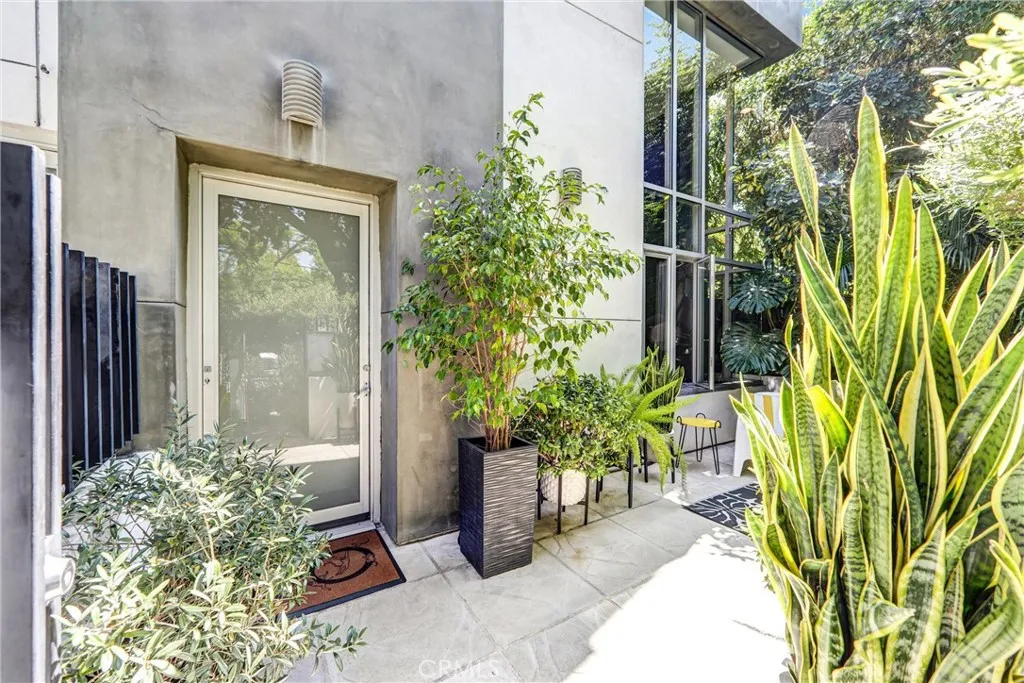 Additional image 34 of 1120 N El Centro Ave Unit 5, Los Angeles, CA 90038