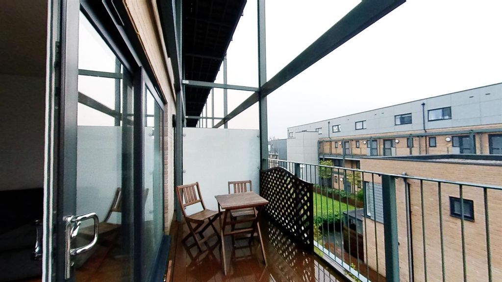 2 bed maisonette to rentFlamsteed Close, Cambridge CB1