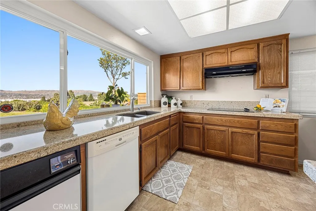 Additional image 71 of 361 E Country Hills Dr, La Habra, CA 90631