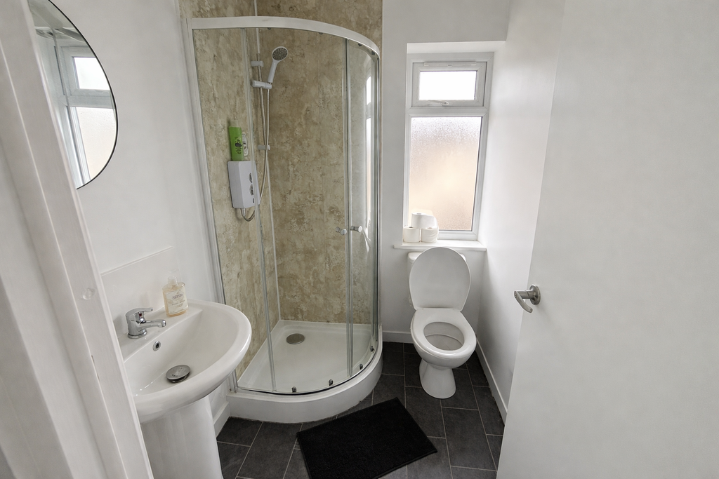 Additional image 14 of 8 bed shared accommodation to rentIngram Road, Gillingham ME7