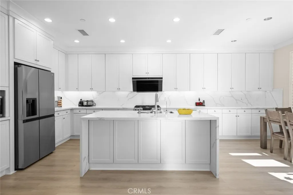 Additional image 10 of 107 Overbrook, Irvine, CA 92620