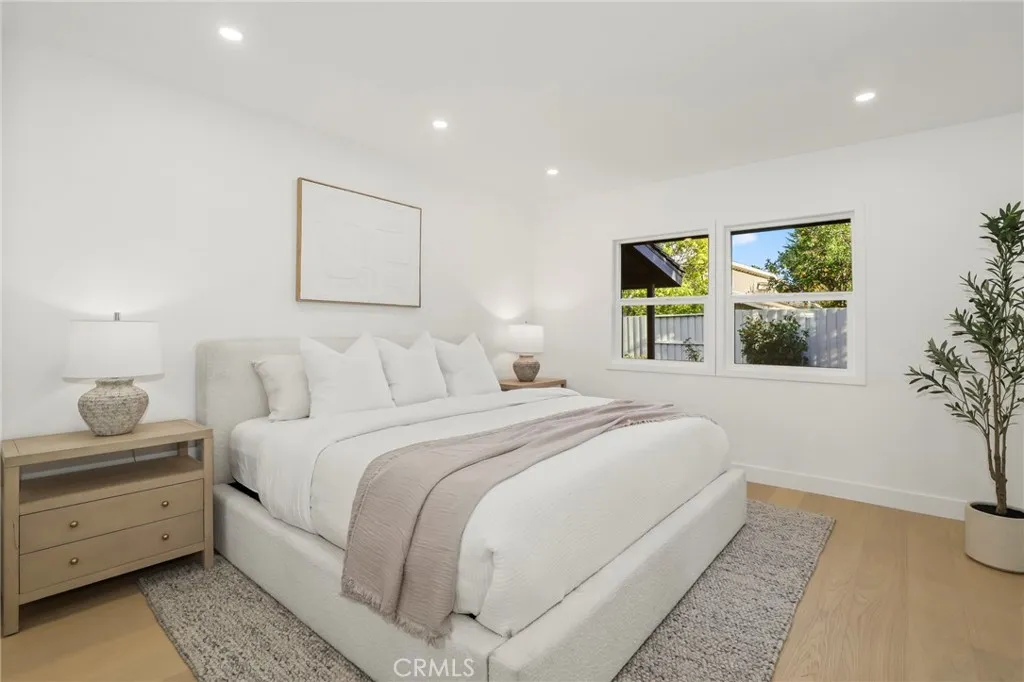 Additional image 72 of 23856 Aetna St, Woodland Hills, CA 91367