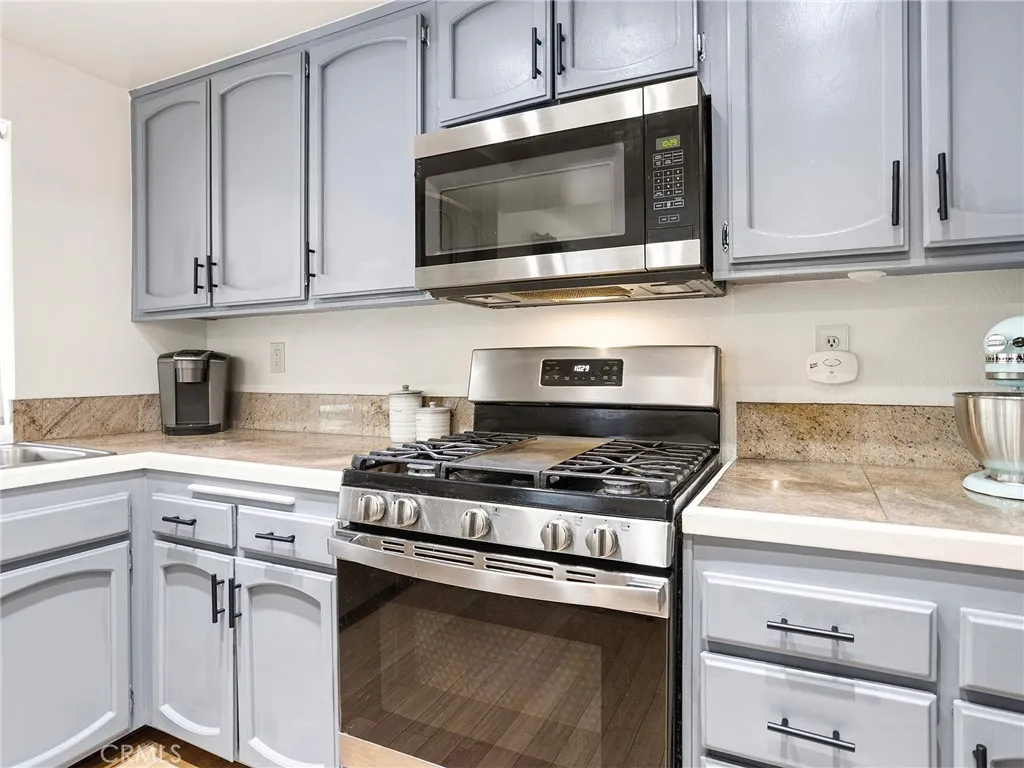 Additional image 60 of 7100 Balboa Boulevard Unit 805, Lake Balboa, CA 91406