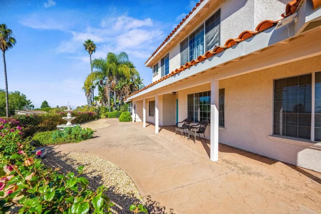 Additional image 4 of 330 Skyline Dr, Vista, CA 92084