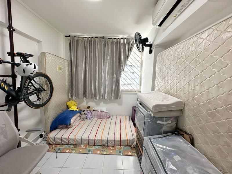 420 Serangoon Central photo 3