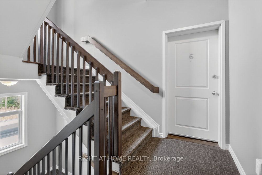 Additional image 2 of 6-30 Prestige Circle, Ottawa, ON, K4A 0W9