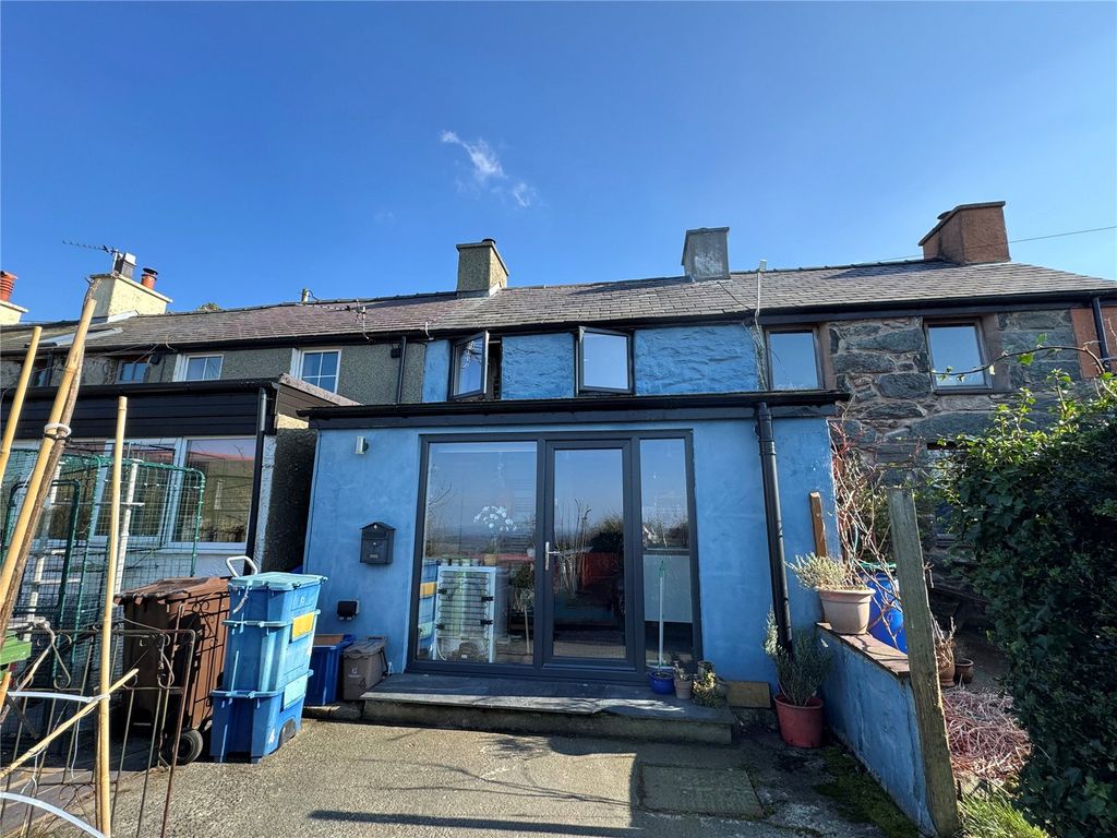 1 bed terraced house for saleBryn Teg Terrace, Rhiwlas, Bangor, Gwynedd LL57