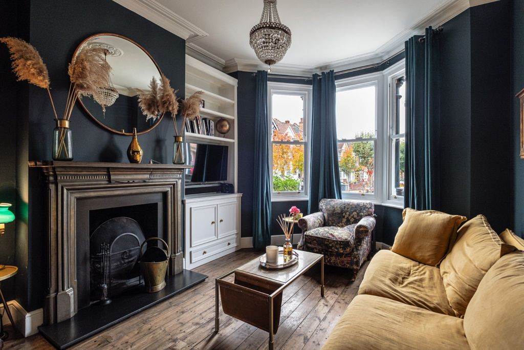 Additional image 2 of 3 bed terraced house for saleKings Road, Willesden, London NW10