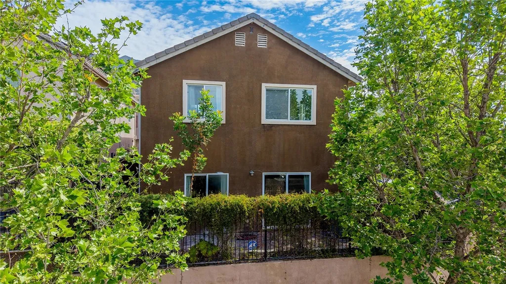 Additional image 2 of 14059 Carlton Lane, Sylmar, CA 91342