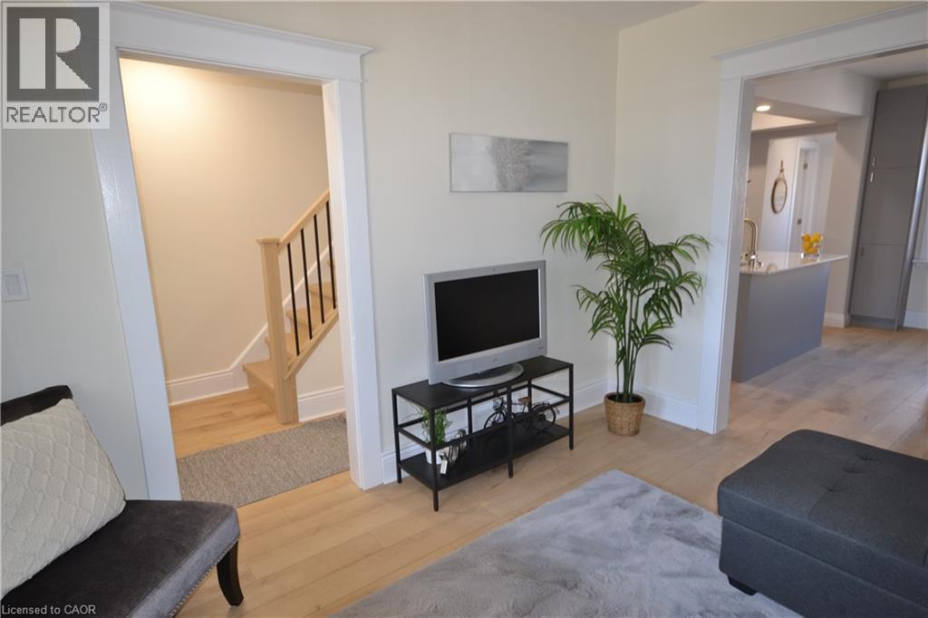 Additional image 6 of 151 London Street N, Hamilton, ON, L8H 4B6