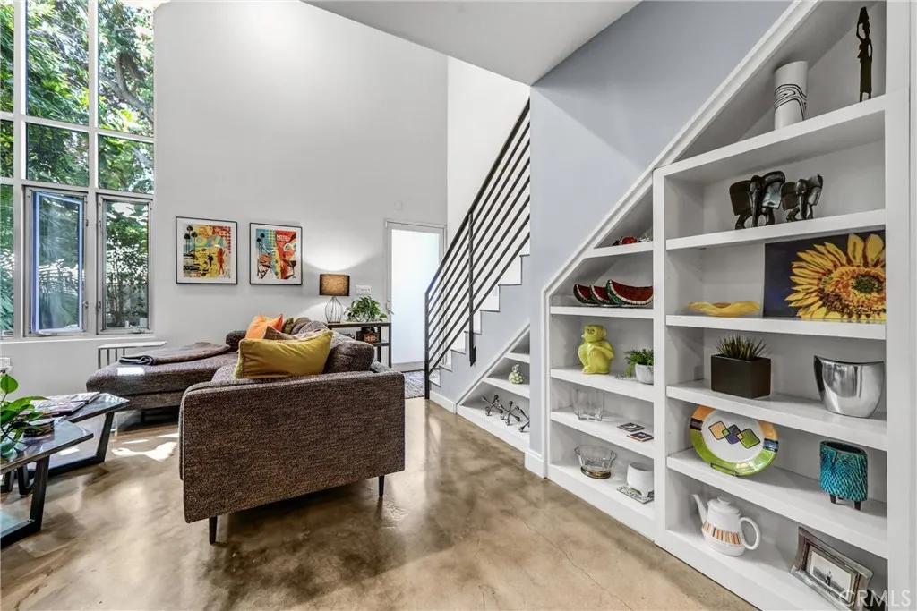 Additional image 41 of 1120 N El Centro Ave Unit 5, Los Angeles, CA 90038