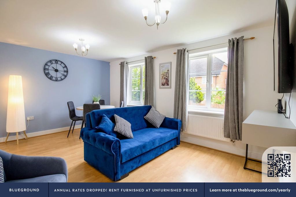 2 bed flat to rentGrange Park NN4 photo 3