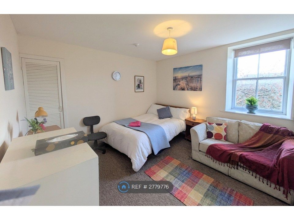 Room to rentSt Michael Street, Dumfries DG1